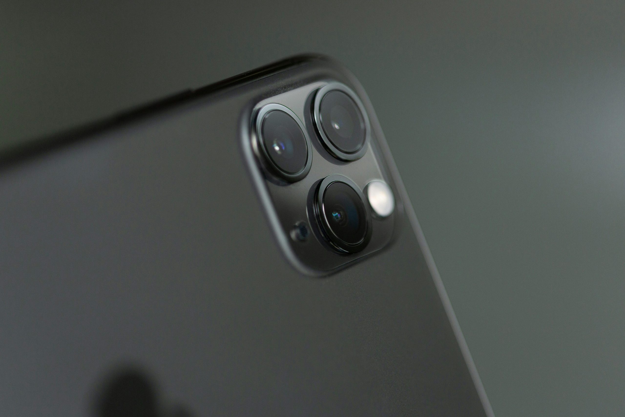 iPhone 16 सीरीज की आज से प्री-ऑर्डर शुरू